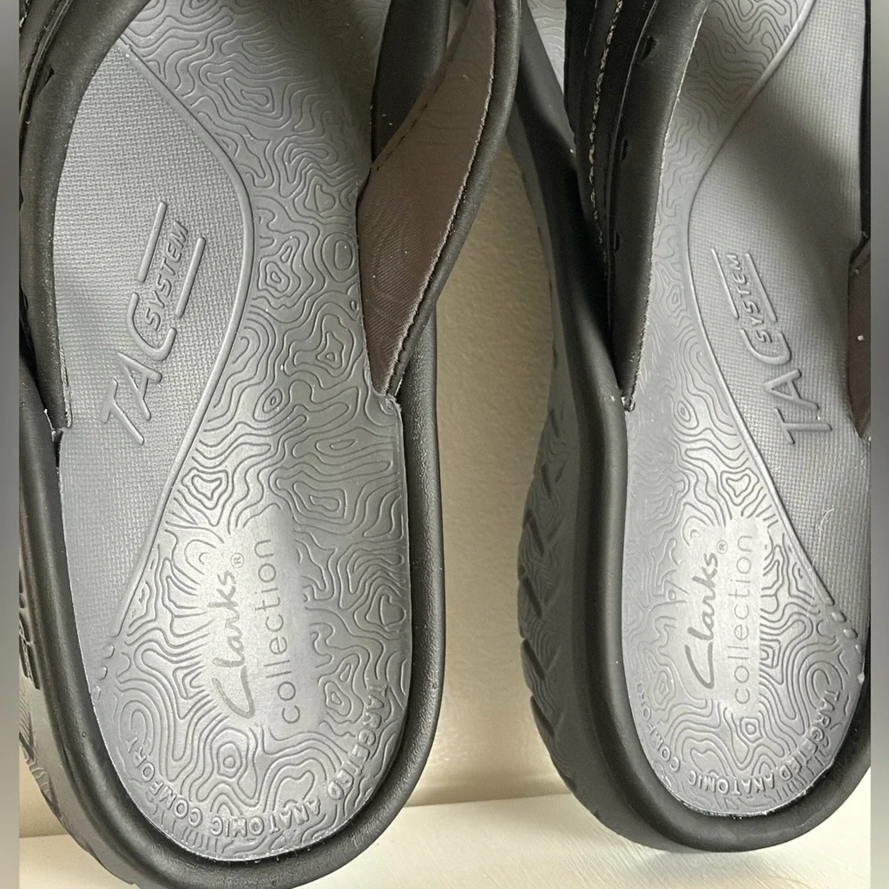 Clarks Wesley Post Men’s Black Athletic Flip Flop Sandals 12M